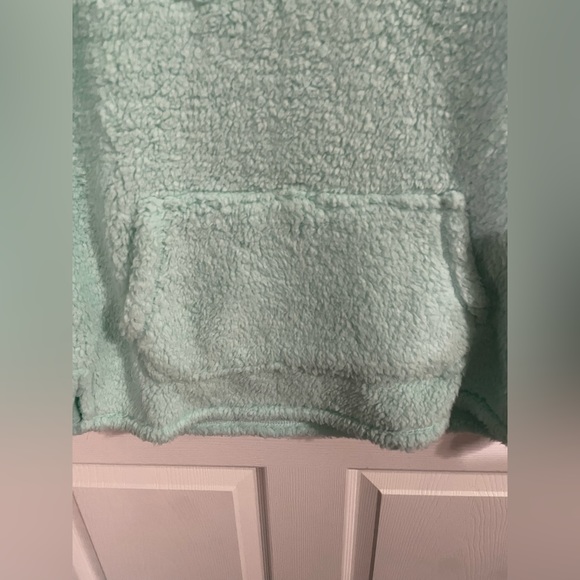 St. Johns Bay Women’s Sherpa Teddy Bear Pullover Top Mock Neck Small (P) Green - Picture 3 of 8
